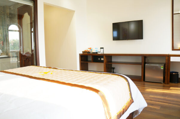 Khách sạn Quang Vinh Hải Dương DELUXE – Lake View 3