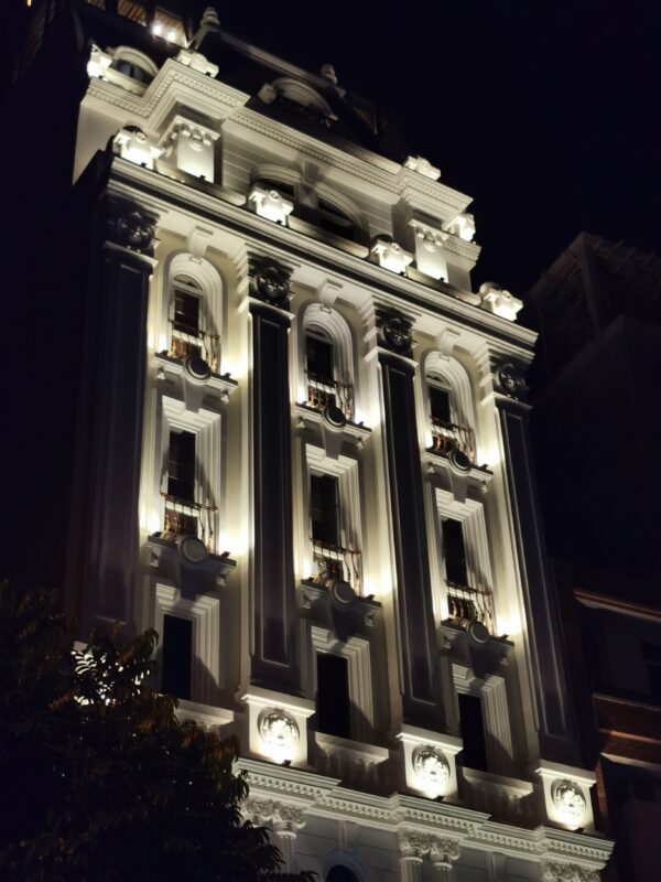 Khách Sạn Quang Vinh Hải Dương - ban đêm